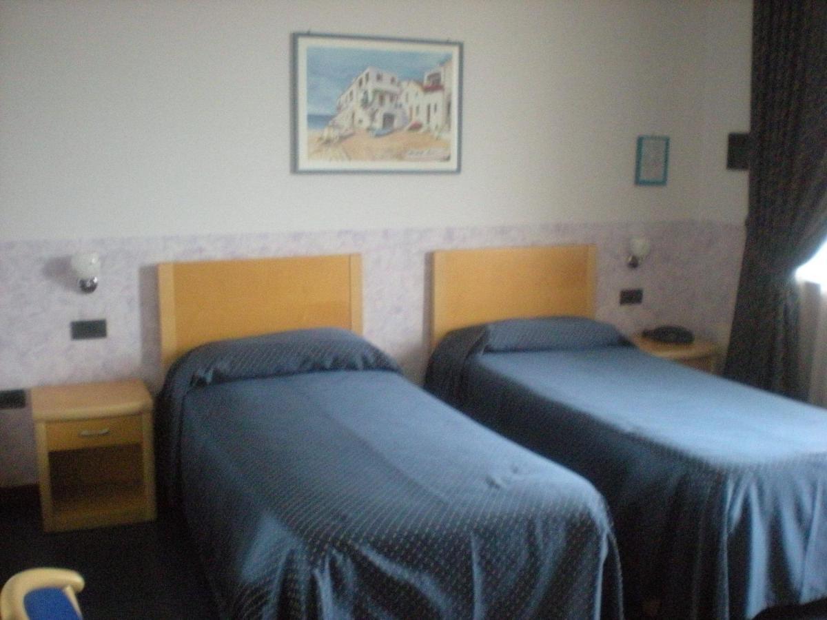 Hotel Roma Bussolengo Rum bild